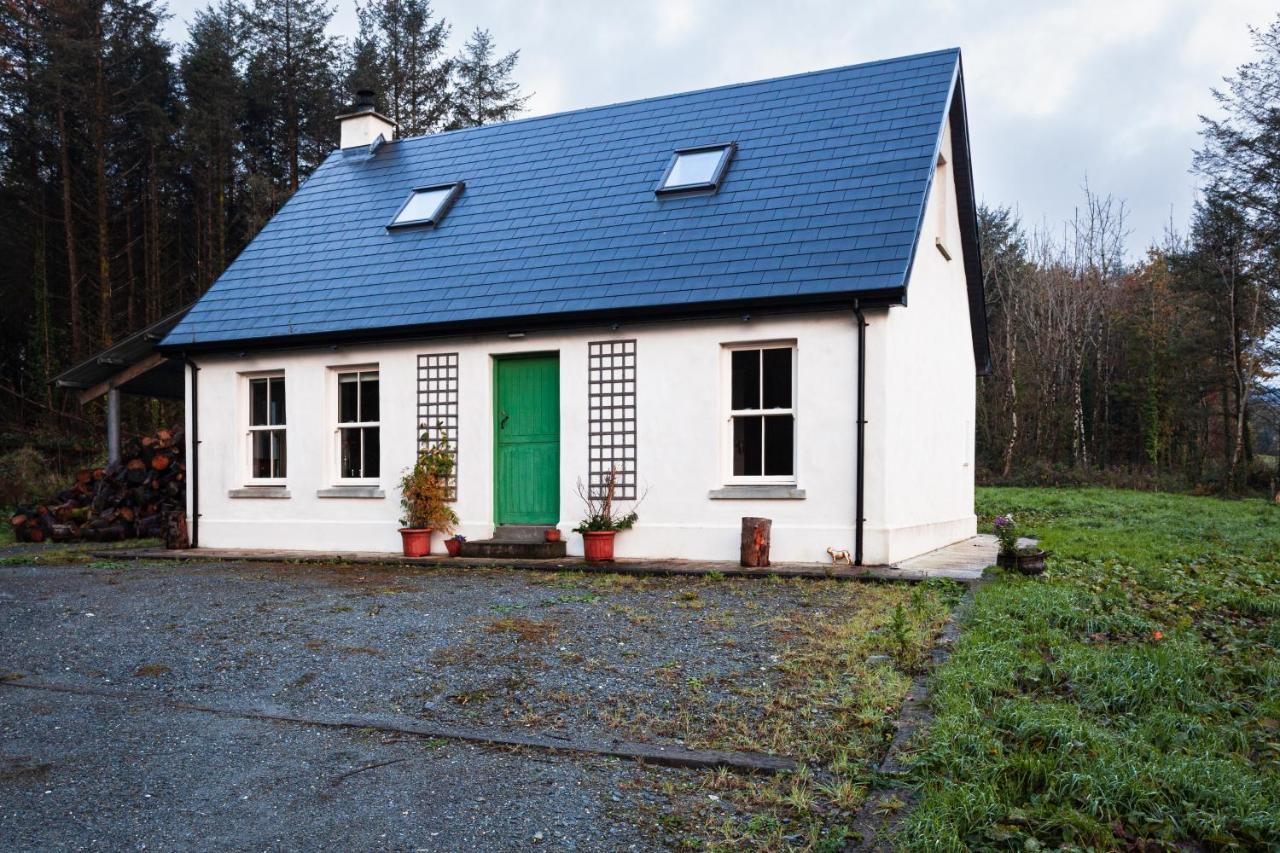 Finn Farm Cottage Балибоуфи Екстериор снимка