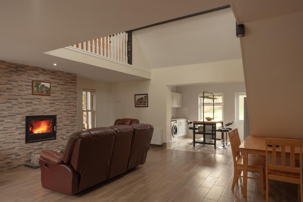 Finn Farm Cottage Балибоуфи Екстериор снимка